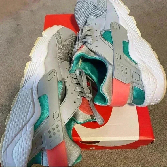 Nike air Huaraches men’s size 11 - Picture 9 of 9